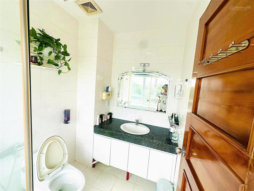 Cho thuê cc new saigonhoàng anh gia lai 3, 12 triệu vnd, 121 m2, đẹp, nhiều tiện ích