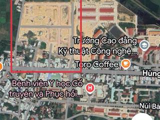 Đất bán khu trường cao đẳng bình định, gần đường hùng vương. dt 70m2 đến 100m2 giá kđ 1tỷ790