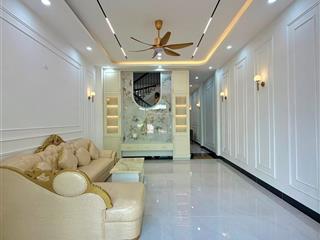 Vài căn nhà đẹp mới hiện đại đường thanh niên trung tâm biển quy nhơn . dt 65m2. giá 7tỷ xx