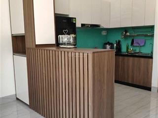 Nhà mặt tiền ngay ngã tư nguyễn tất thành & nguyễn thái học. nhà 4 tầng. giá chỉ 5 tỷ **