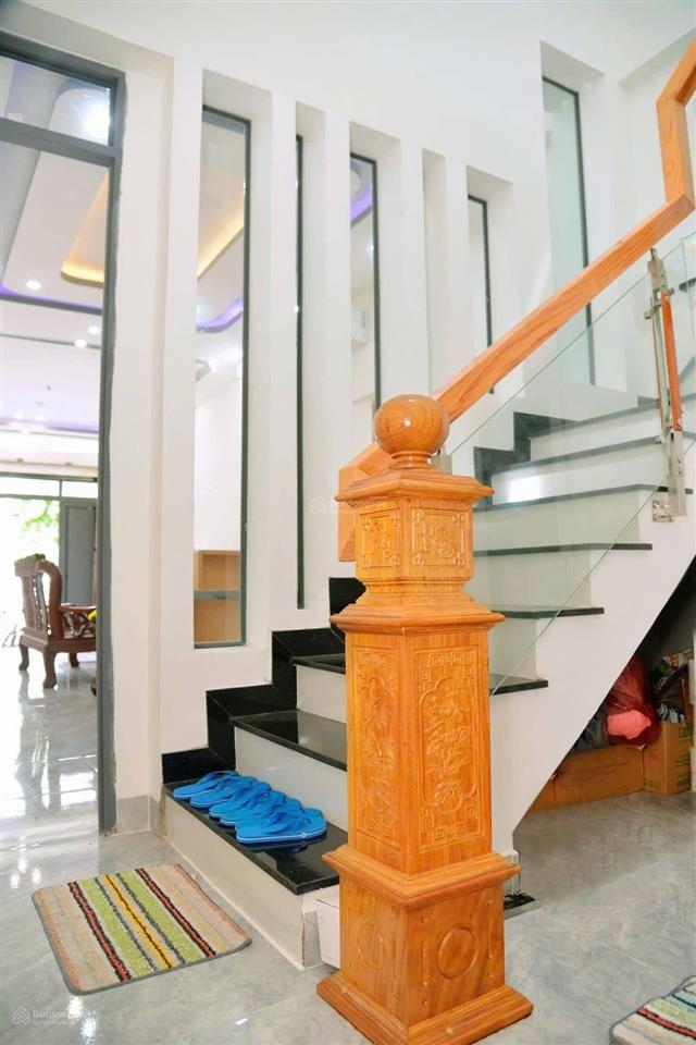 Bán nhà mặt phố tại bùi tư toàn, 11 tỷ, 85 m2, 4pn, 4wc, 3 tầng