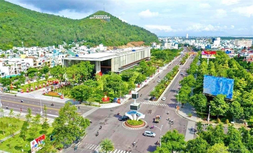 Bán căn góc nhà xưởng kinh doanh khu điện biên phủ gần bệnh viện mắt. dt 210m2. giá 8tỷ500tr