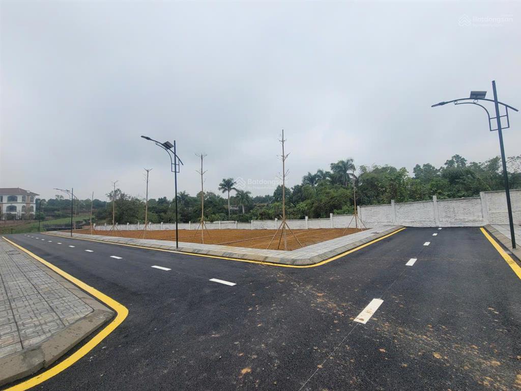 Bán đất thổ cư 100m² đồng trạng  cổ đông, gần đhqg & đh fpt cơ sở 2, sổ đỏ trao tay