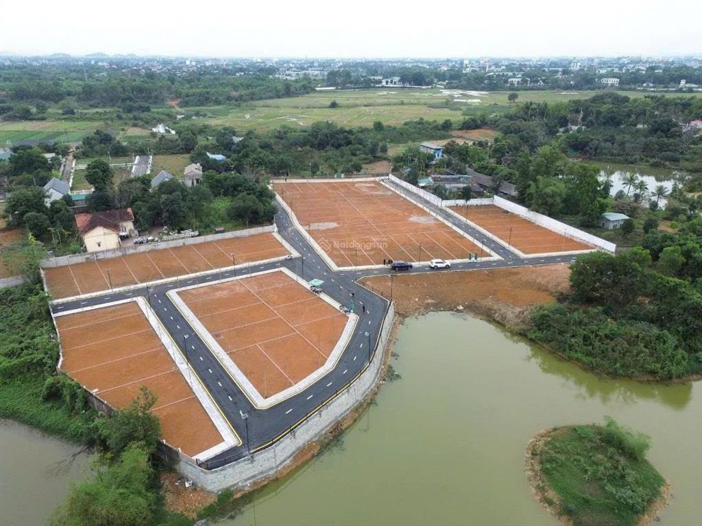 Bán đất thổ cư 100m² đồng trạng  cổ đông, gần đhqg & đh fpt cơ sở 2, sổ đỏ trao tay