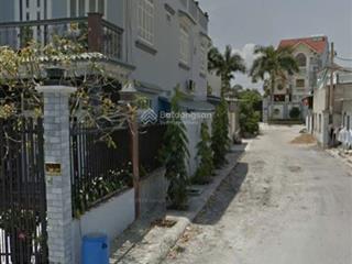 Lô góc 2 mt đường 20m  nhà 3 tầng lê văn lương, nhà bè.