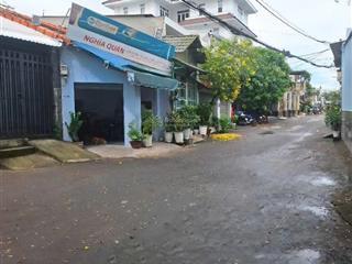 Đất trống cần bán , gò cao , xây dựng ngay