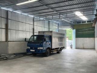 Kho diện tích 300m2 cần cho thuê gấp ở đường đào sư tích