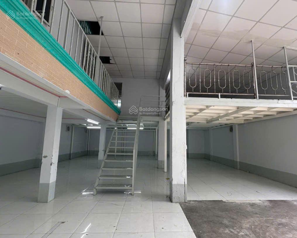 Cho thuê kho gò ô môi, quận 7  250m2  có gác, văn phòng, điện 3 pha  giá 22tr/tháng