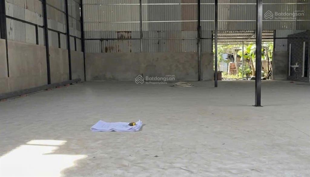 Cho thuê kho nguyễn hữu thọ  400m2  vị trí thuận tiện  giá 25tr/tháng