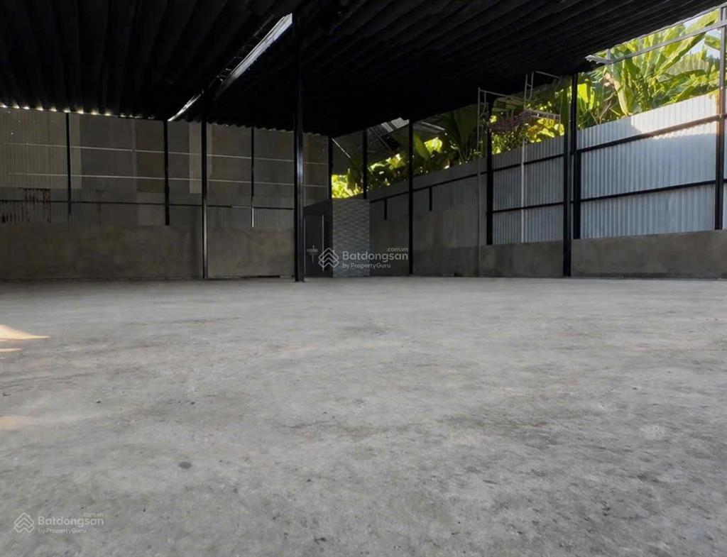 Cho thuê kho nguyễn hữu thọ  400m2  vị trí thuận tiện  giá 25tr/tháng