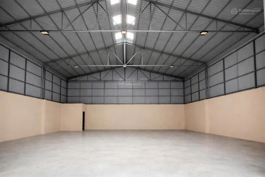 Cho thuê kho kdc long hậu 225m2 kho + 75m2 sân kho mới xây, giá 20tr/tháng