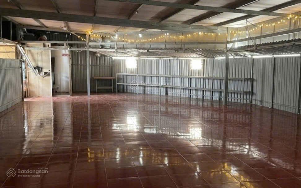 Cho thuê kho nguyễn hữu thọ, nhà bè  350m2 sử dụng  có gác  giá 27tr/tháng