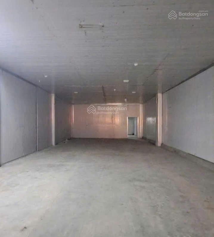 Cho thuê kho đường nguyễn văn tạo, nhà bè 300m2 kho + 50m2 sân giá 20tr/tháng