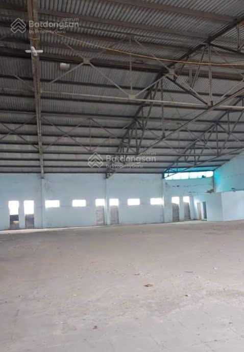 Cho thuê kho hồ học lãm, quận 8  800m2  có thang nâng hàng  giá 40tr/tháng