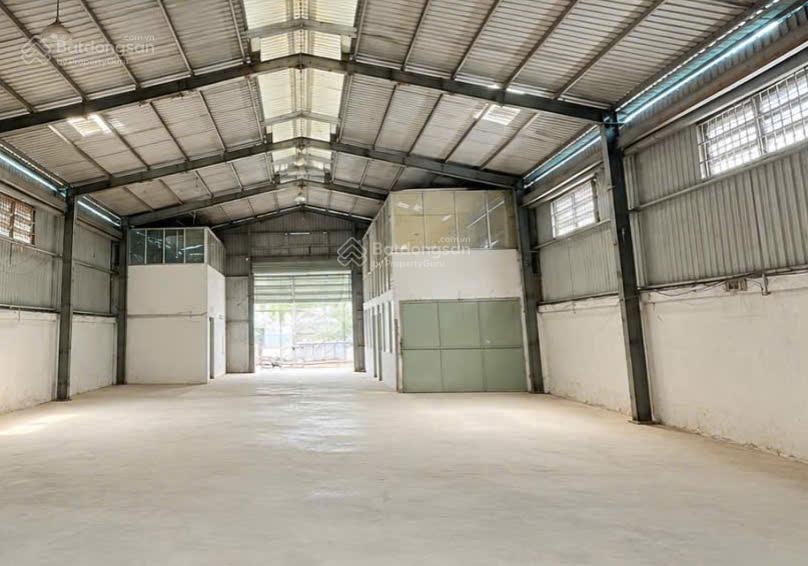 Cho thuê kho mặt tiền đào sư tích, nhà bè 600m² xe tải lớn vào tận kho