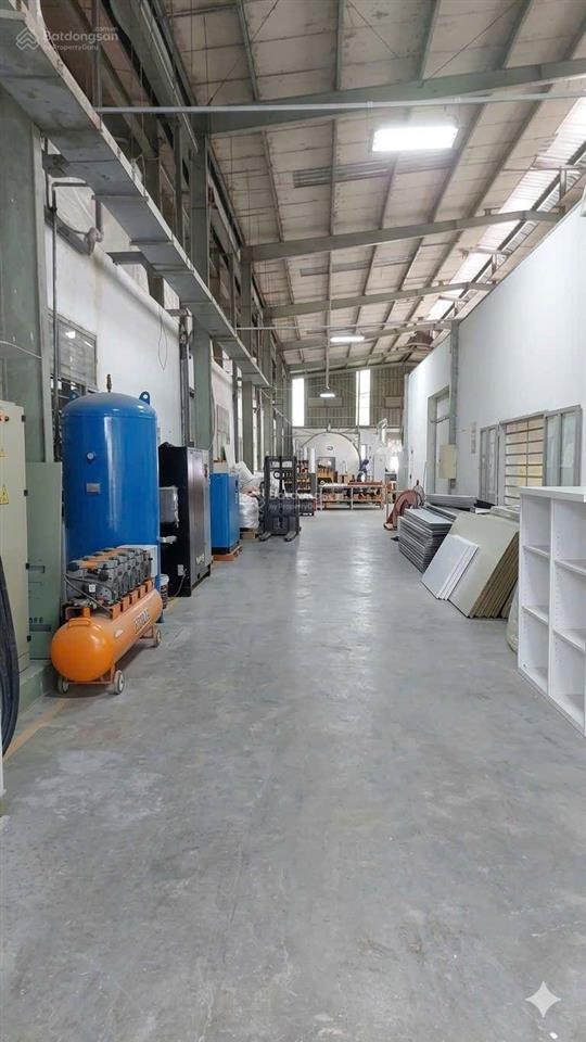 Cho thuê kho tại kcn hiệp phước, nhà bè 814m2 75tr