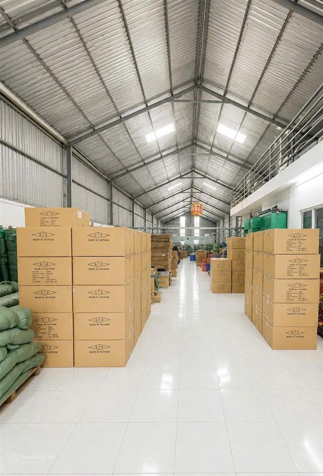 Cho thuê kho phạm hữu lầu 600m2 có văn phòng điện 3 pha