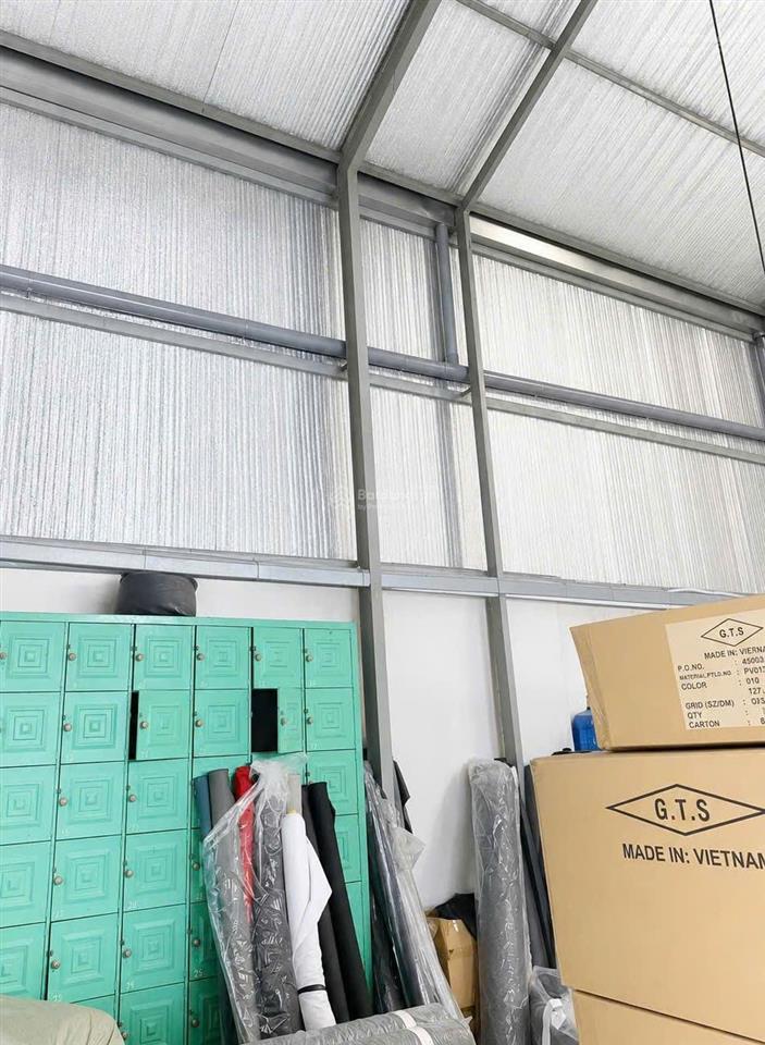 Cho thuê kho phạm hữu lầu 600m2 có văn phòng điện 3 pha