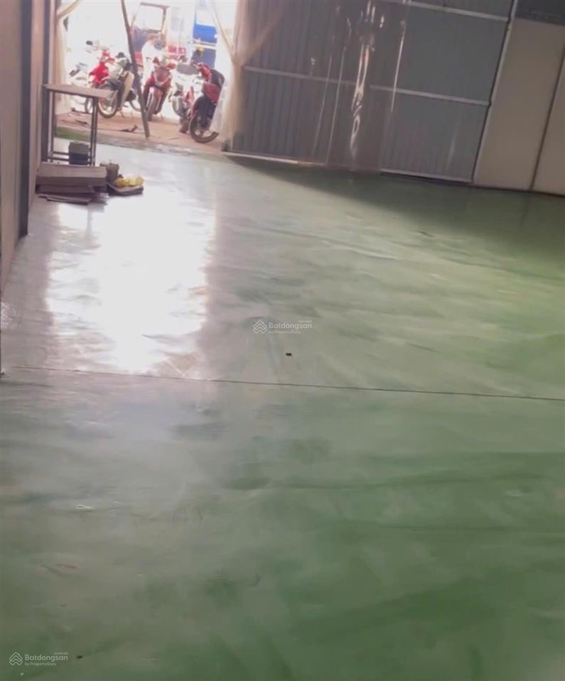 Cho thuê kho hoàng quốc việt 1.400m2 nền epoxy container 24/7