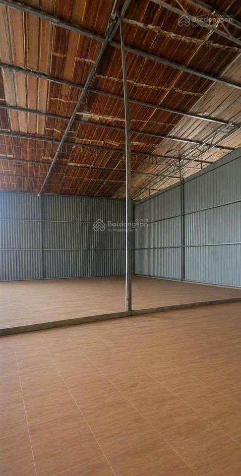 Cho thuê kho phạm hữu lầu, nhà bè 250m² có điện 3 pha giá chỉ 15 triệu/tháng