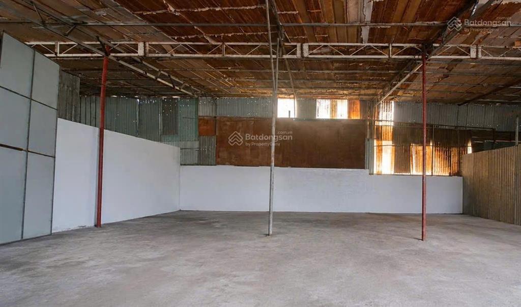 Cho thuê kho phạm hữu lầu, nhà bè 250m² có điện 3 pha giá chỉ 15 triệu/tháng