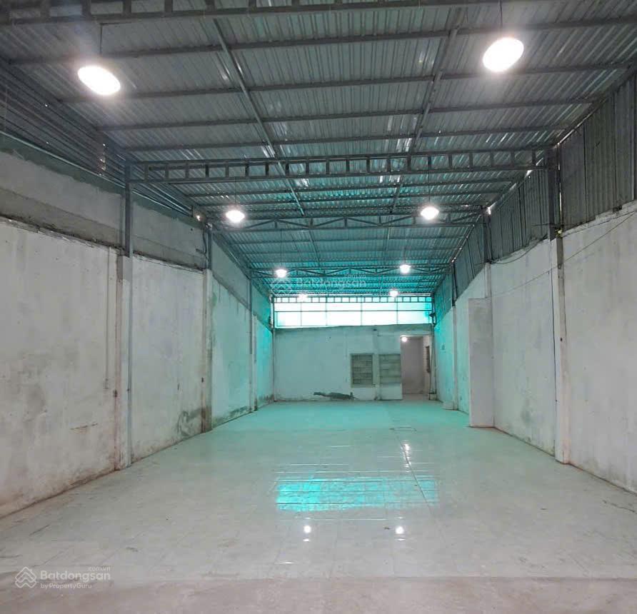 Cho thuê kho nguyễn hữu thọ, nhà bè 250m² có văn phòng và 2 phòng ngủ