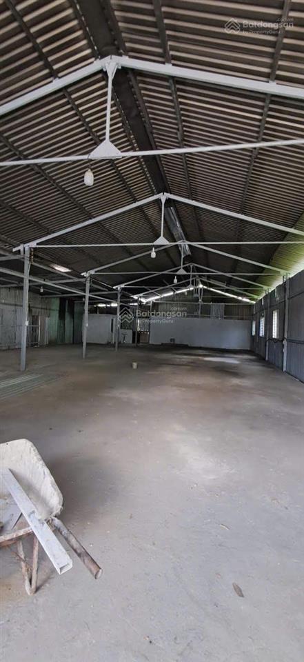 Cho thuê kho lê văn lương, phước kiển, nhà bè 300m² giá chỉ 18 triệu/tháng