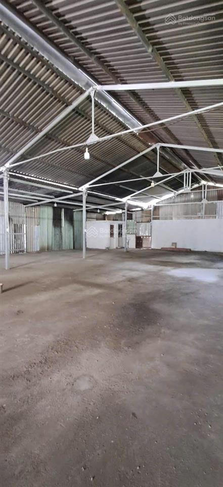 Cho thuê kho lê văn lương, phước kiển, nhà bè 300m² giá chỉ 18 triệu/tháng