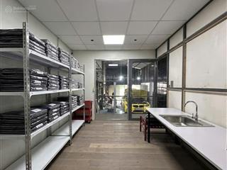 Cho thuê kho phạm hữu lầu 300m² sử dụng có văn phòng điện 3 pha
