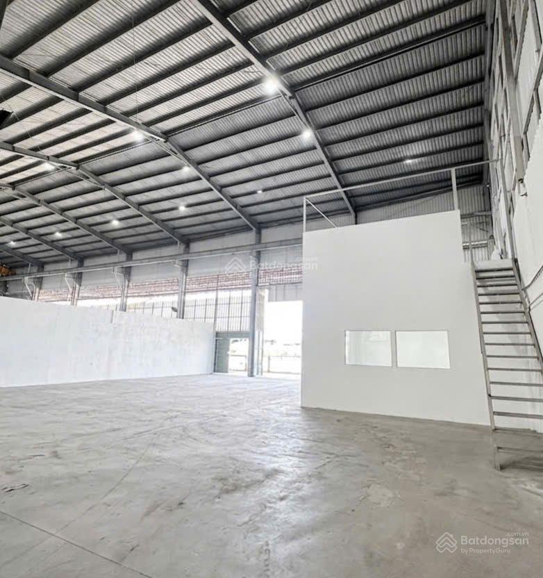 Cho thuê kho nguyễn hữu thọ, nhà bè 750m² container ra vào thuận tiện