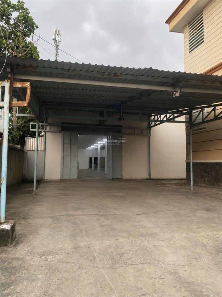 Cho thuê kho lê văn lương, phước kiển, nhà bè 360m2 kho + 100m2 sân