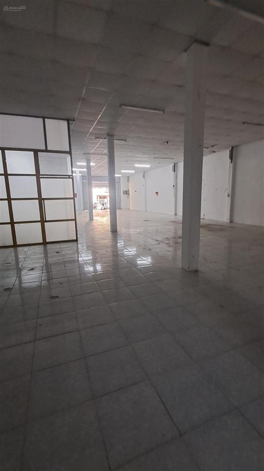 560m2 kho xưởng giá 25tr/th nhận kho ngay