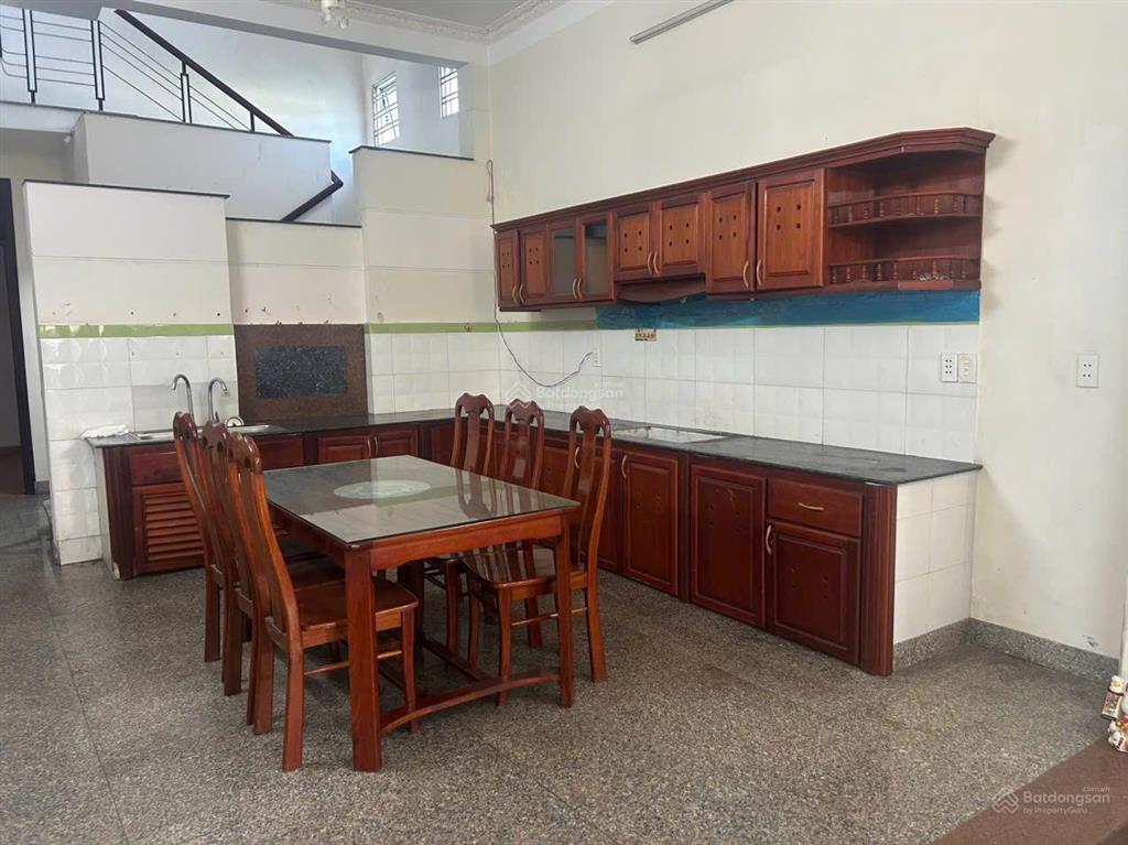 Cho thuê nr 3pn, 2wc, dtsd 249m2 tại kiệt 21/7 trưng nhị, giá tốt, uy tín