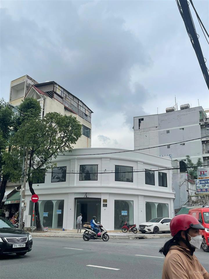Bán mặt tiền vạn kiếp ngay phan xích long, bình thạnh  hđt 100tr/th  7 x 15m  giá bán 33 tỷ