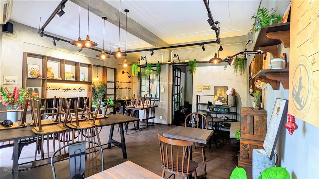 Chủ nhà bán định cư, siêu khan hiếm mặt tiền trường sa  ngang 6  hđt 60tr/th  giá 25 tỷ