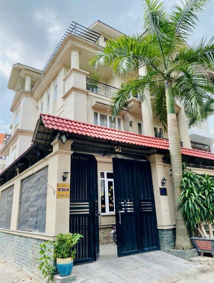 Bán nhà mặt tiền đường số 7 gần song hành, q2  dt 8x20m hầm 3 tầng giá bán 33 tỷ