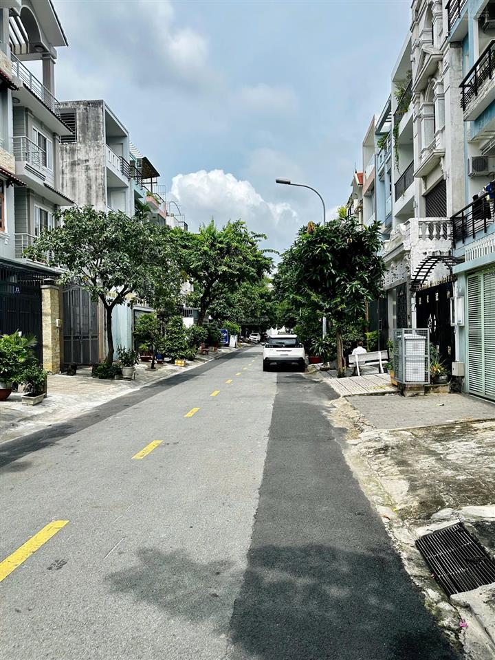 Duy nhất! bán gấp biệt thự xinh khan hiếm mt bùi tá hán, q2  dt 8x20m hầm 3 tầng  giá bán 35tỷ