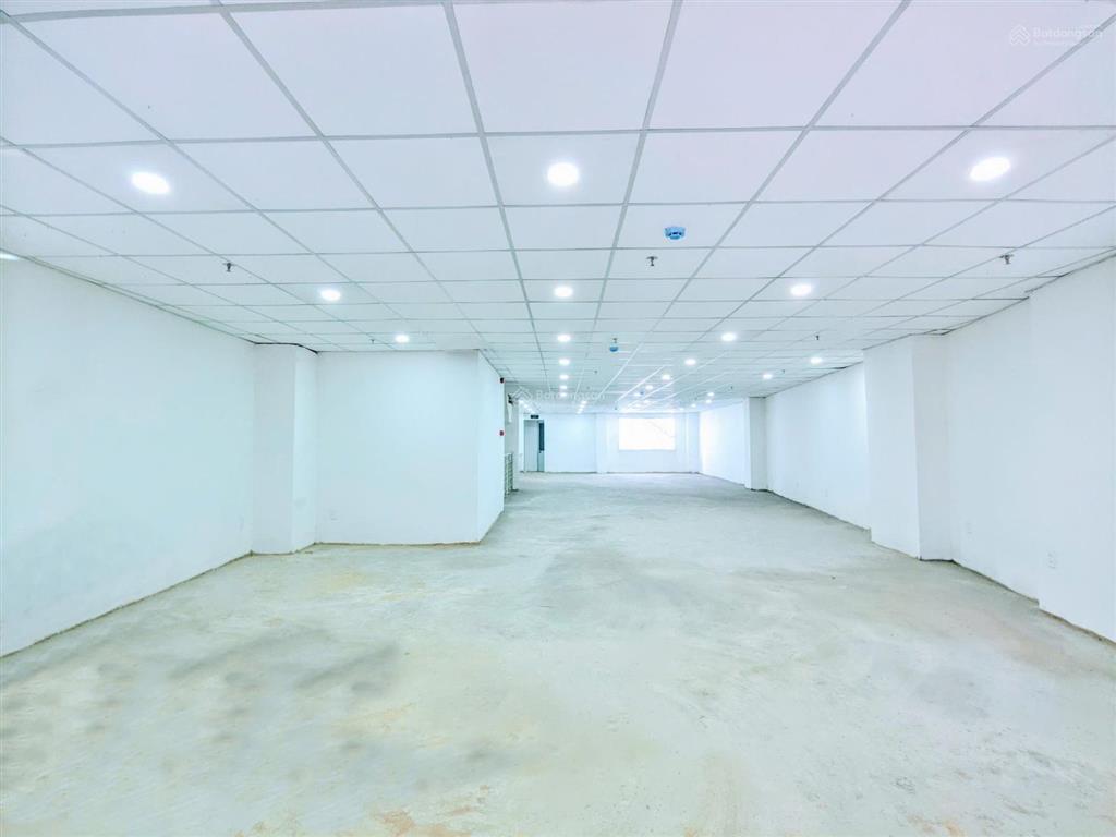 Mt xô viết nghệ tĩnh, bình thạnh  dt 7.3x35m, 269m2  ctxd hầm 7 tầng  hđt 66 tr/th  giá 56 tỷ