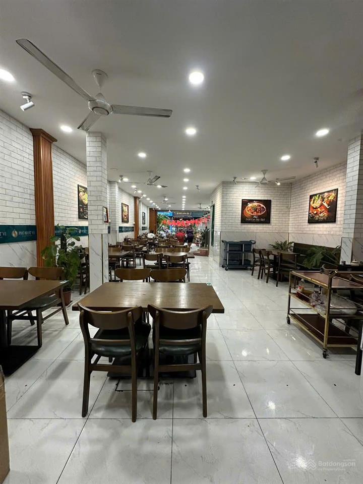 Định cư bán nhà mt cmt8  dt 6,7x24,6, cn 124m² nhà c4 xây dựng mới, ctxd  hđt 55tr bán 38 tỷ
