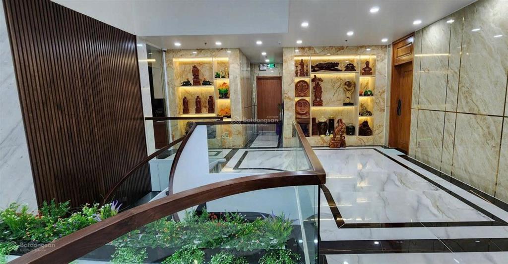 Bán 69 tỷ góc 2 mặt tiền trần hưng đạo dt 5,5x22m, hầm + 8 tầng + sân thượng, hđ thuê 220tr/th