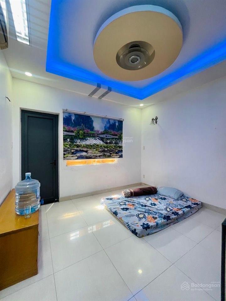Mặt tiền tân sơn kd đỉnh  gần sân gold  nhà ga t3  6 tầng  4*20m  1x. x tỷ