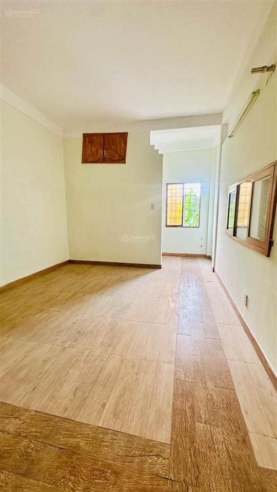 Mặt tiền đường 20m kinh doanh đỉnh dương thị mườiq12 3 tầng 4*30m  chỉ 1x.x tỷ