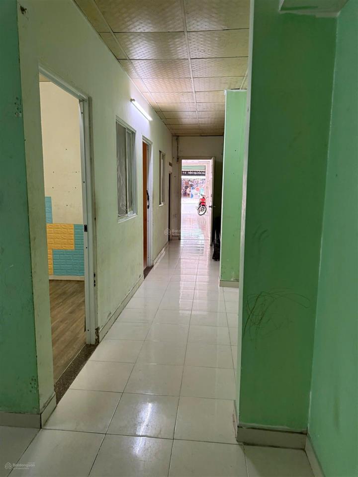 Nhà 2 mặt tiền đ. nguyễn kiệm, dt 4,5x 22,5 m, thích hợp đầu tư xd mới, vị trí siêu vip, giá 18 tỷ