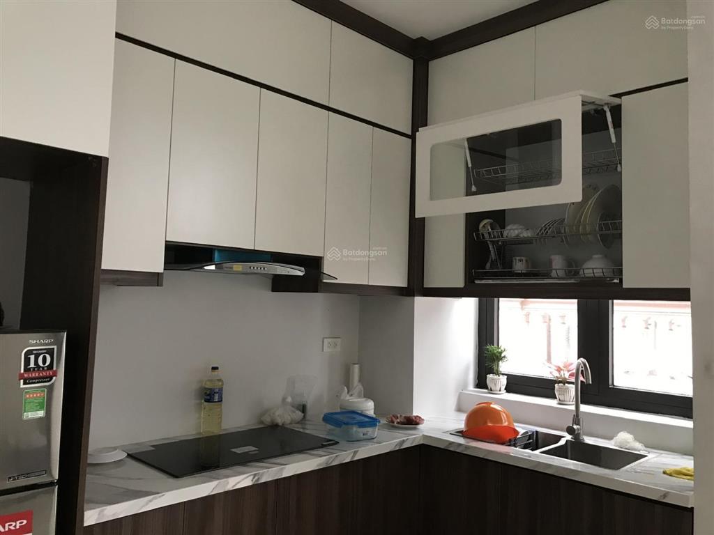 Nhà 5 tầng, có thang máy. ngõ ô tô tránh, chỉ 9tr/tháng cho căn hộ 50m2. 2 mặt thoáng mát