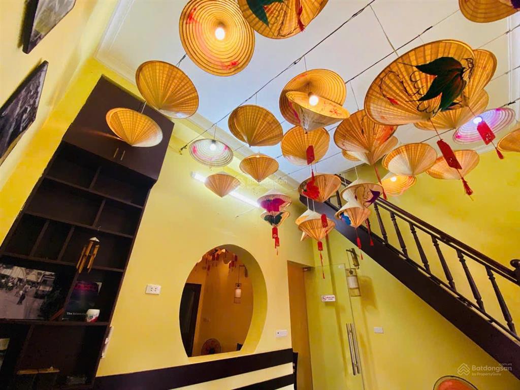 Bán nhanh nhà 4 tầng phố yên thái  hoàn kiếm, đang cho thuê, dòng tiền tốt