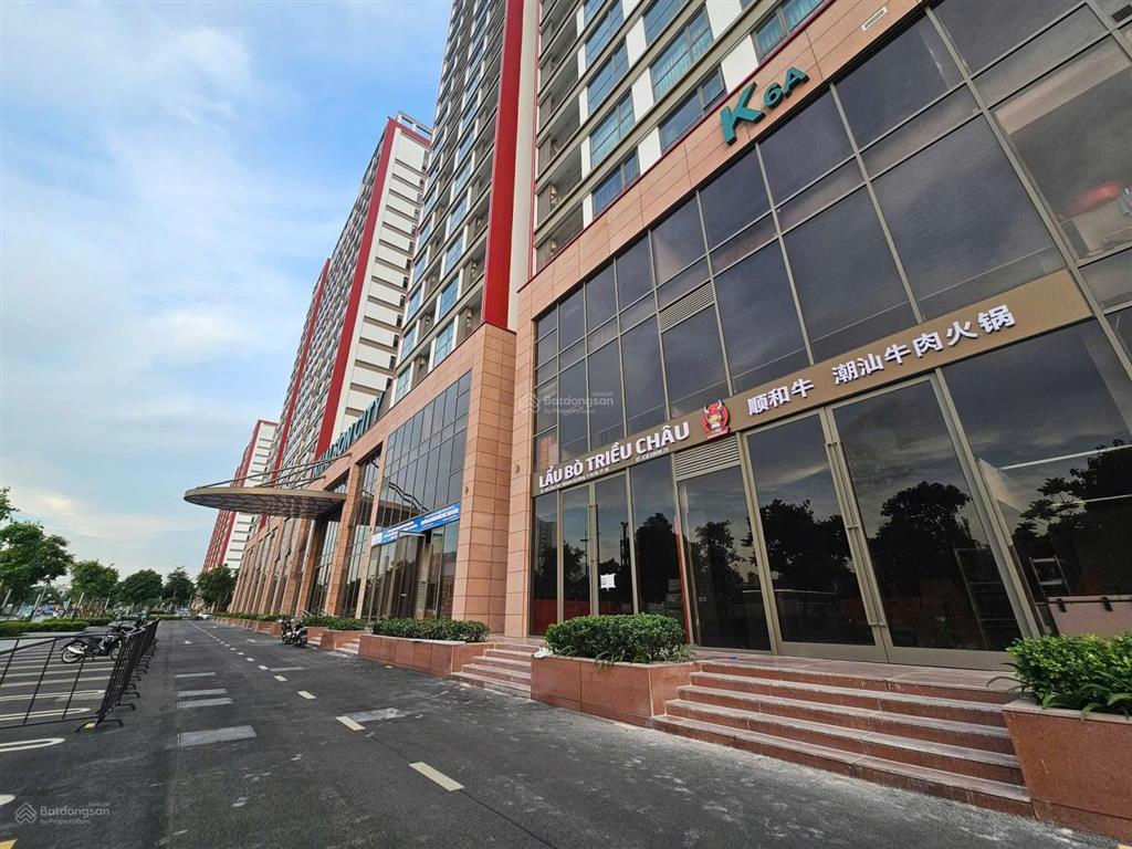 Cho thuê shophouse khối đế thông tầng 1 + 2 cụm chung cư khai sơn city  nguyễn gia bồng long biên