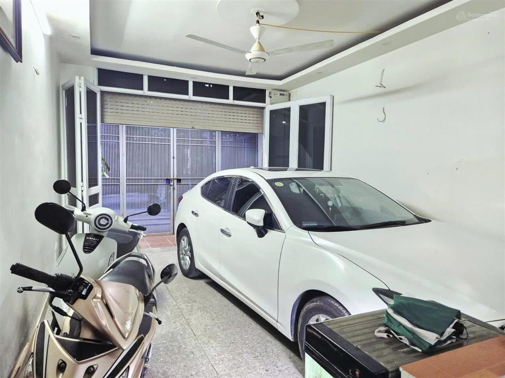Bán căn nhà 70m2 rộng rãi, hẻm thoáng, ở liền hoặc cho thuê có hđ sẵn chỉ hơn 4 tỷ 0931 329 ***