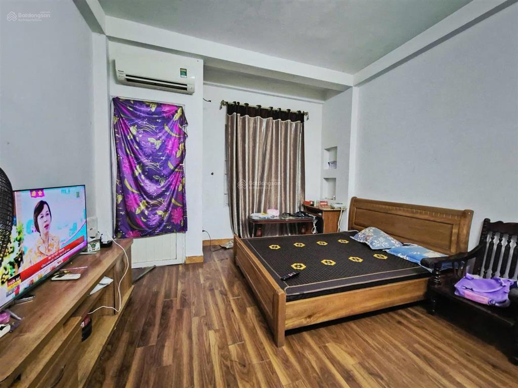 Bán căn nhà 70m2 rộng rãi, hẻm thoáng, ở liền hoặc cho thuê có hđ sẵn chỉ hơn 4 tỷ 0931 329 ***