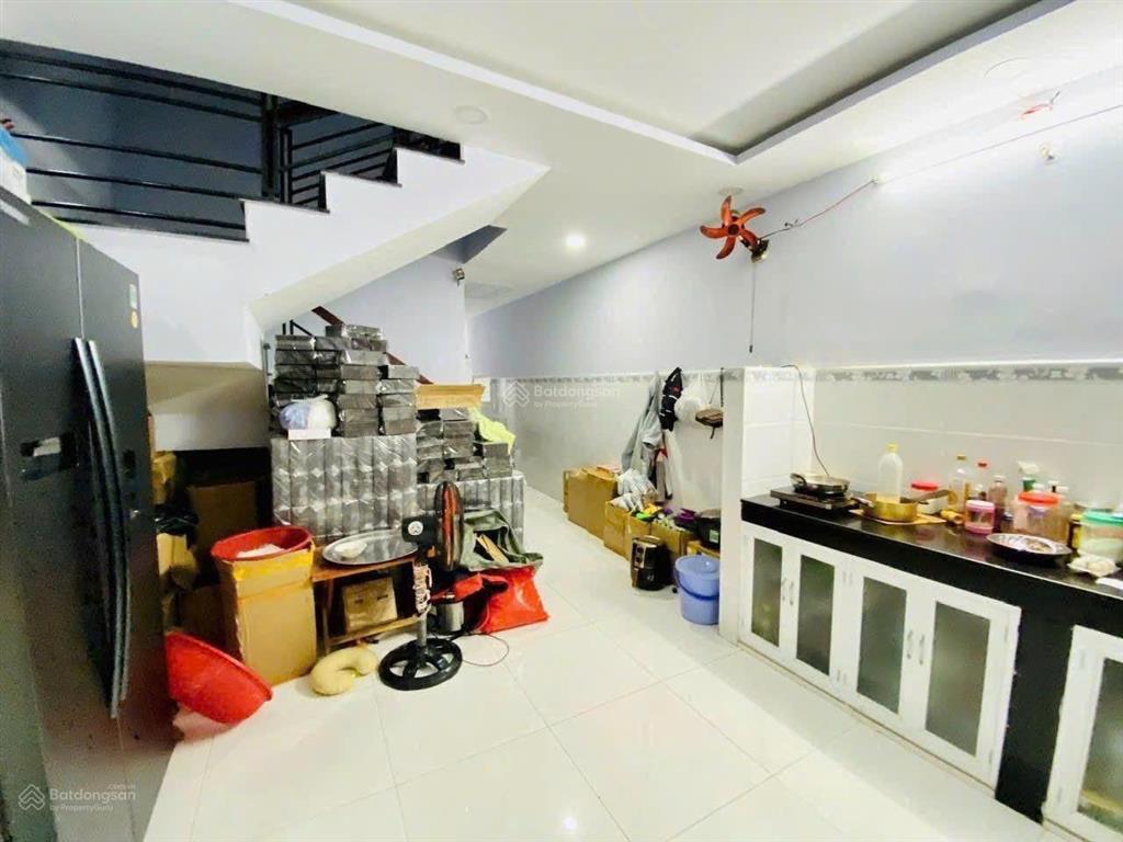 Nhà cần bán gần chợ bà chiểu 48m2 chốt 3 tỷ 1 ,sang tên ngay sổ hồng