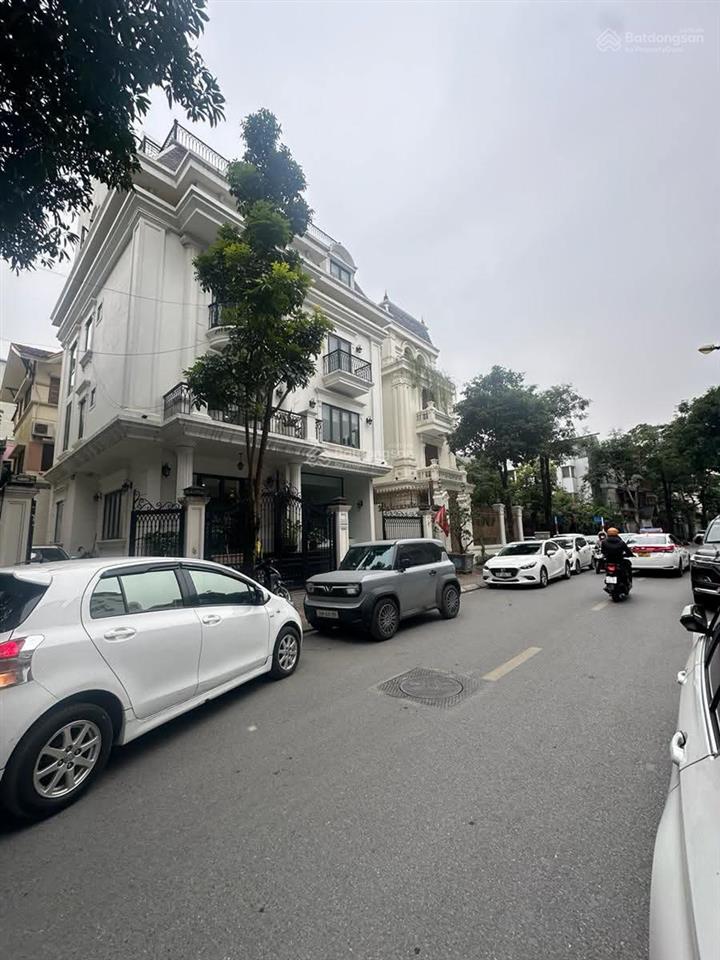 Siêu biệt thự vip mặt phố thọ tháp  mặt tiền 14m bề thế  kinh doanh đỉnh  view trường quốc tế